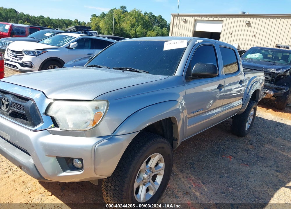 2015 TOYOTA TACOMA VIN: 5TFJU4GN4FX089637