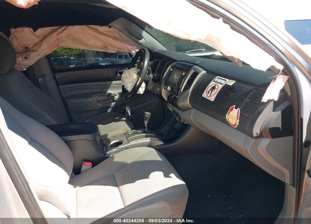 2015 TOYOTA TACOMA VIN: 5TFJU4GN4FX089637