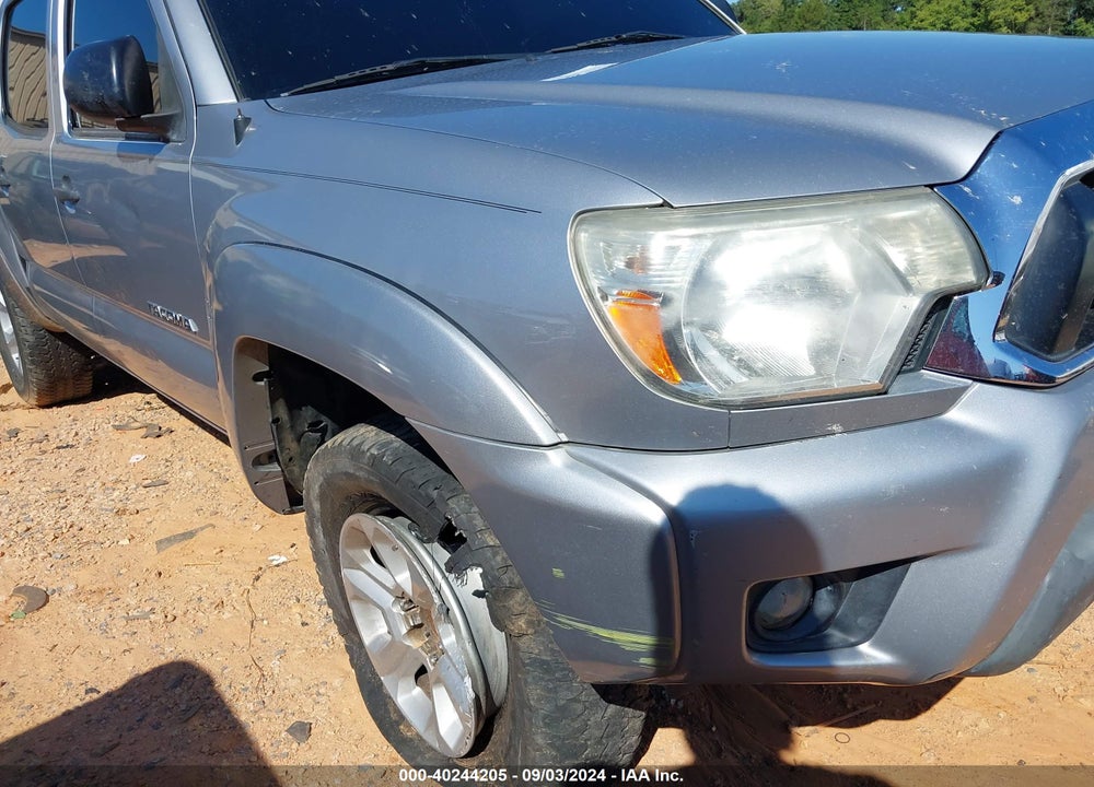 2015 TOYOTA TACOMA VIN: 5TFJU4GN4FX089637