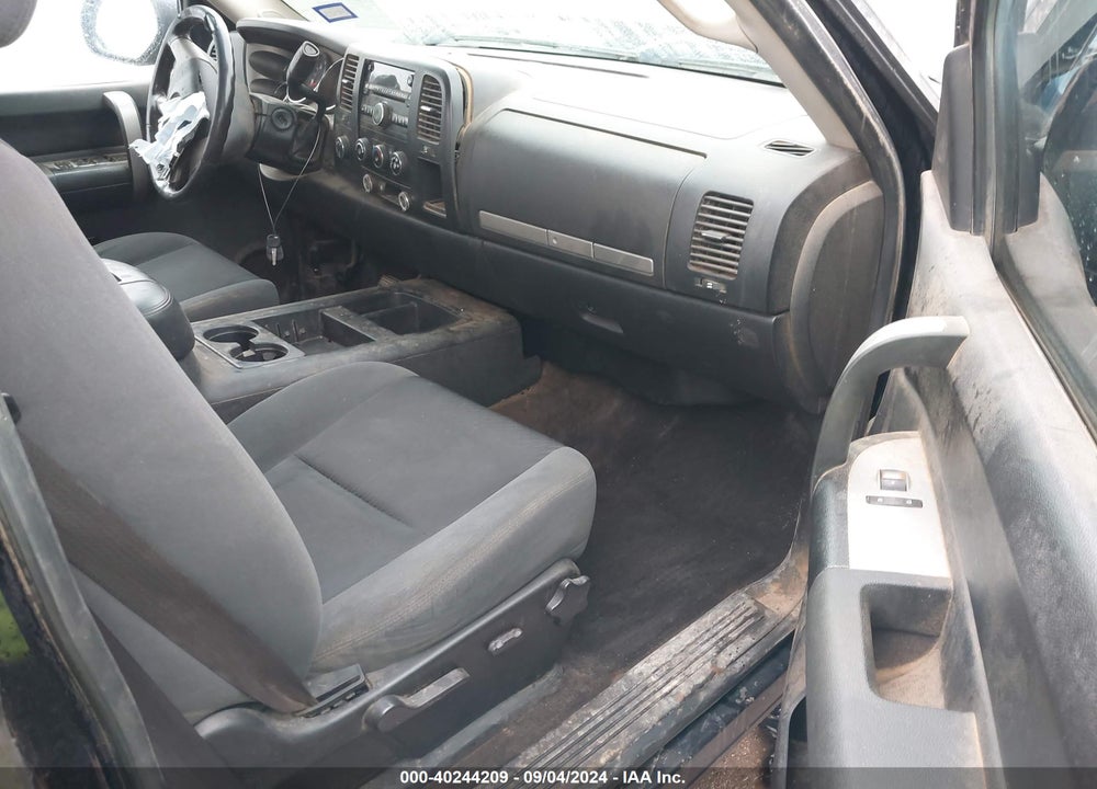 2009 CHEVROLET SILVERADO 1500 LT VIN: 1GCEK29009Z297553