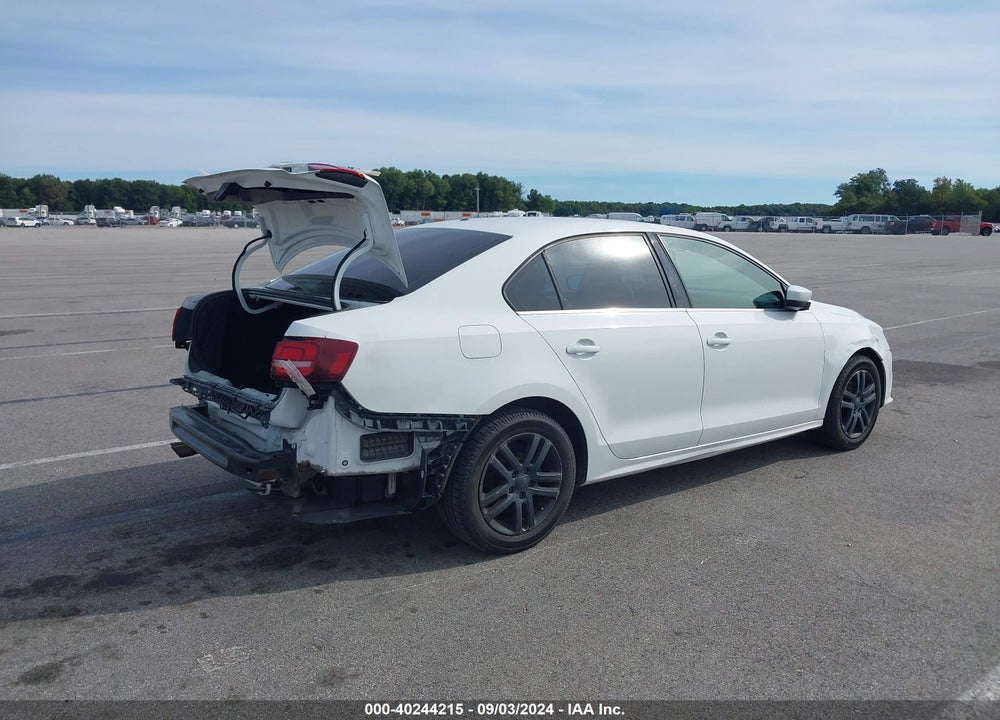 2017 VOLKSWAGEN JETTA 1.4T S VIN: 3VW2B7AJ4HM207032