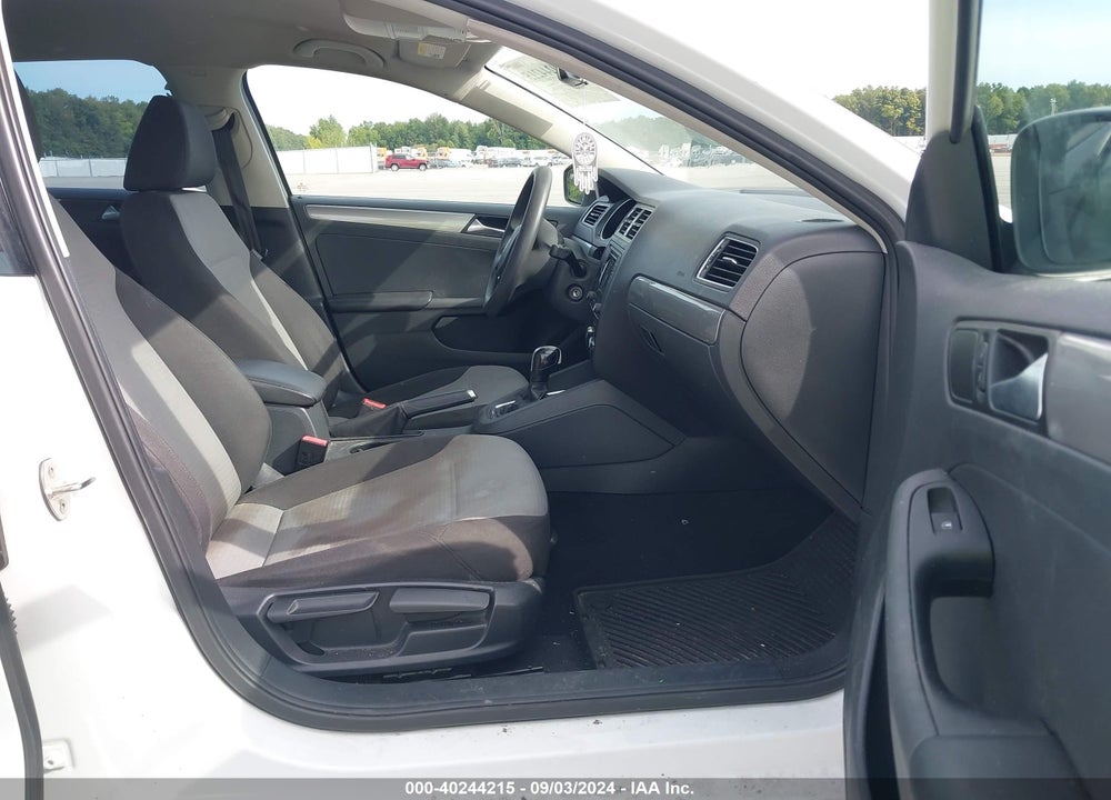2017 VOLKSWAGEN JETTA 1.4T S VIN: 3VW2B7AJ4HM207032