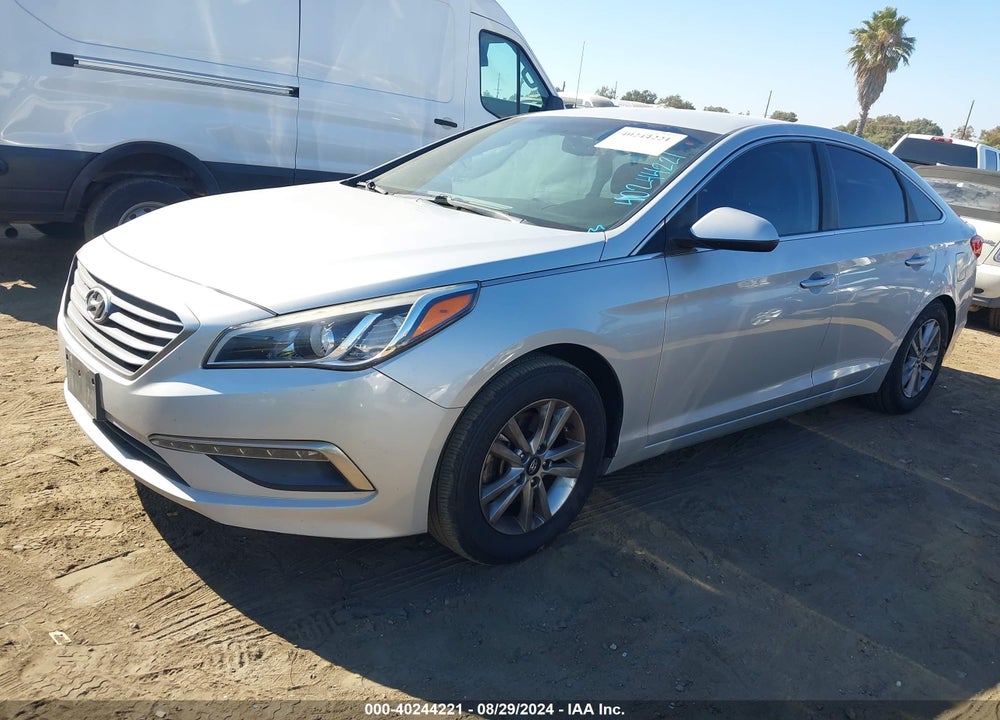 2015 HYUNDAI SONATA SE VIN: 5NPE24AF7FH167767