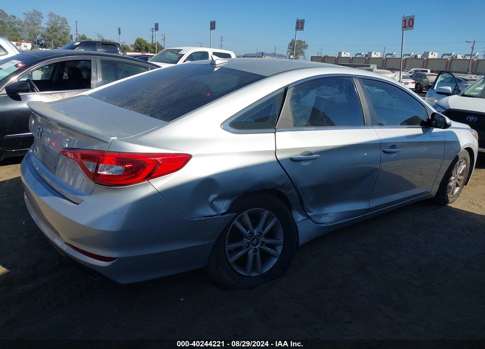 2015 HYUNDAI SONATA SE VIN: 5NPE24AF7FH167767