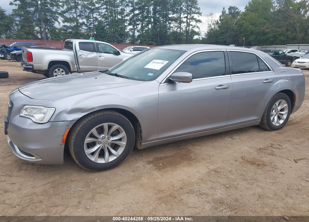 2015 CHRYSLER 300 LIMITED VIN: 2C3CCAAG8FH931621