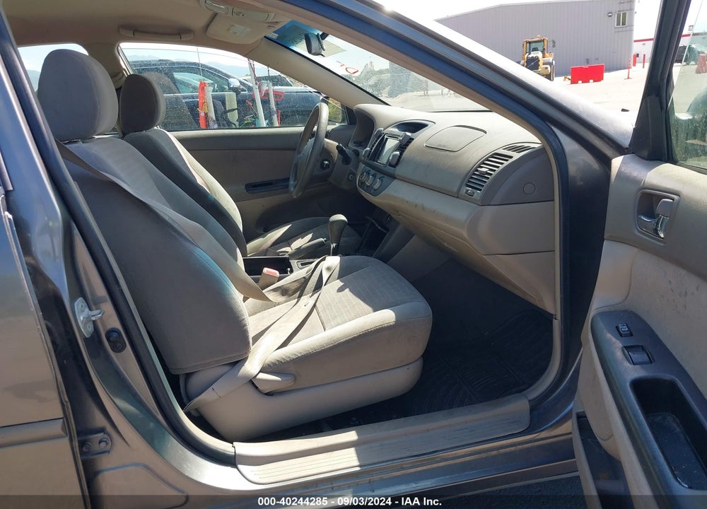 2005 TOYOTA CAMRY LE VIN: 4T1BE32K85U592544