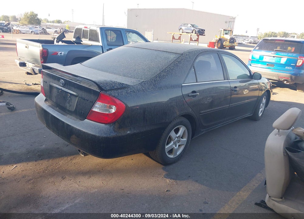2002 TOYOTA CAMRY SE V6 VIN: 4T1BF32K92U015823