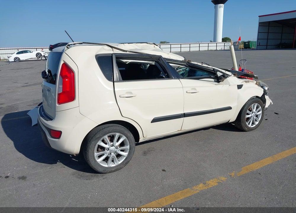 2013 KIA SOUL VIN: KNDJT2A64D7548316