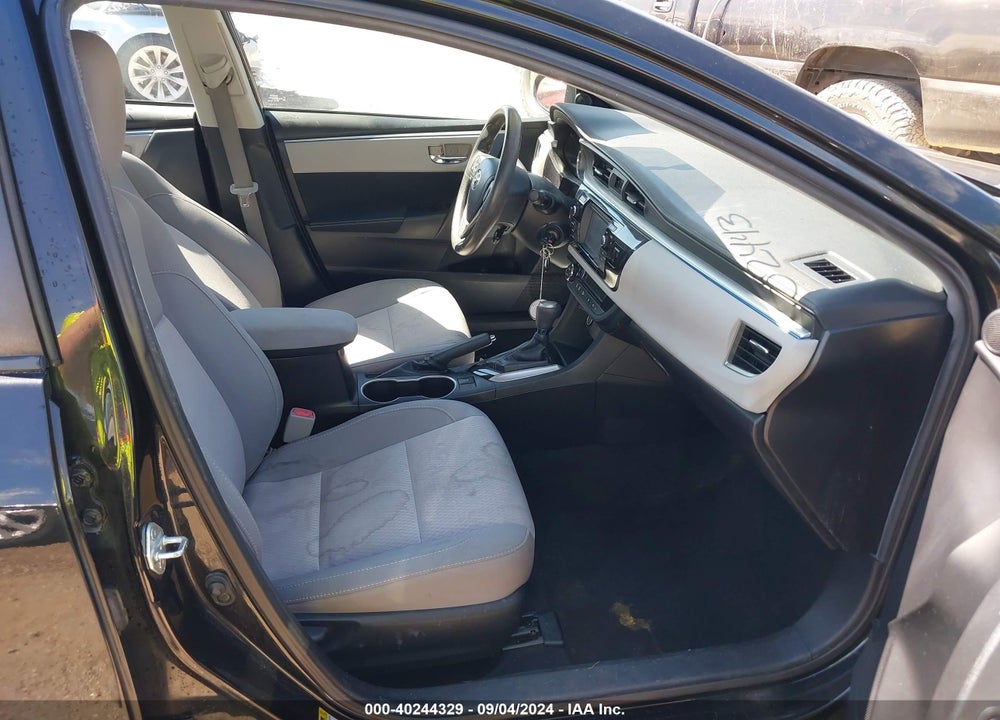 2015 TOYOTA COROLLA LE VIN: 2T1BURHE1FC335493
