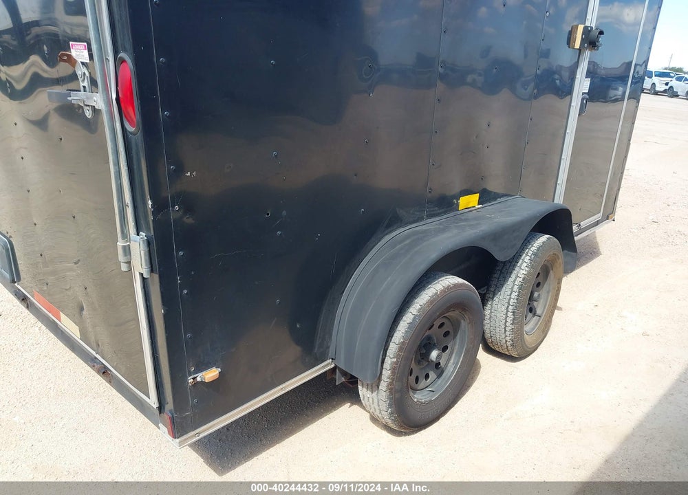 2015 DIAMOND ENCLOSED VIN: 53NBE1221F1025592