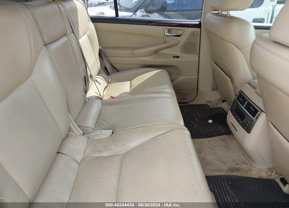 2011 LEXUS LX 570 VIN: JTJHY7AX0B4068517