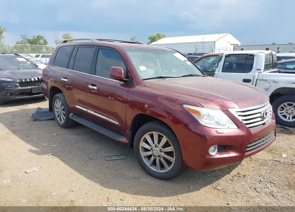 2011 LEXUS LX 570 VIN: JTJHY7AX0B4068517