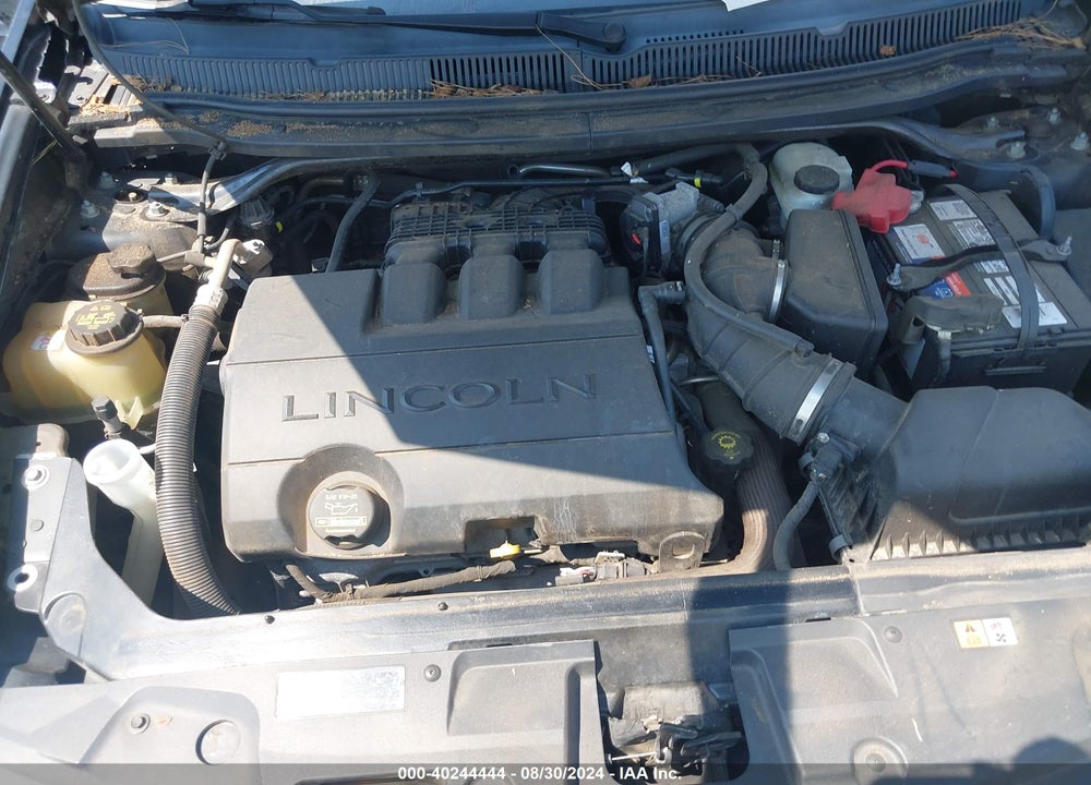 2010 LINCOLN MKT VIN: 2LMHJ5FR7ABJ26620