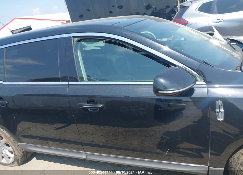 2010 LINCOLN MKT VIN: 2LMHJ5FR7ABJ26620