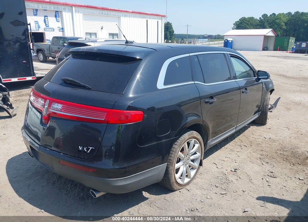 2010 LINCOLN MKT VIN: 2LMHJ5FR7ABJ26620