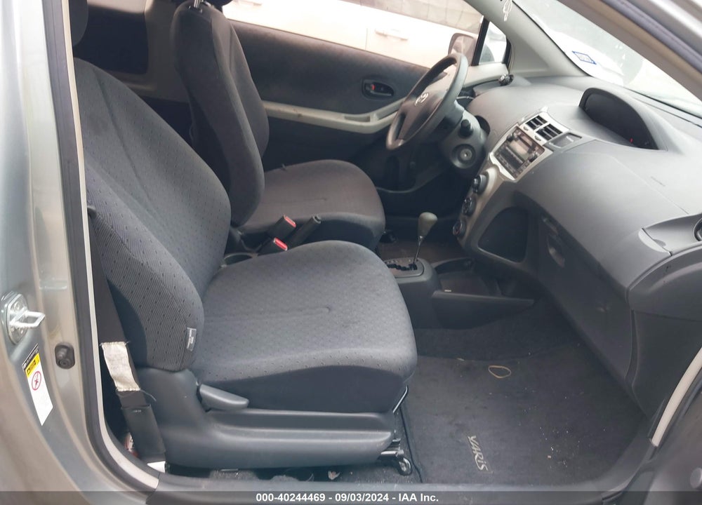 2009 TOYOTA YARIS VIN: JTDJT903695254418