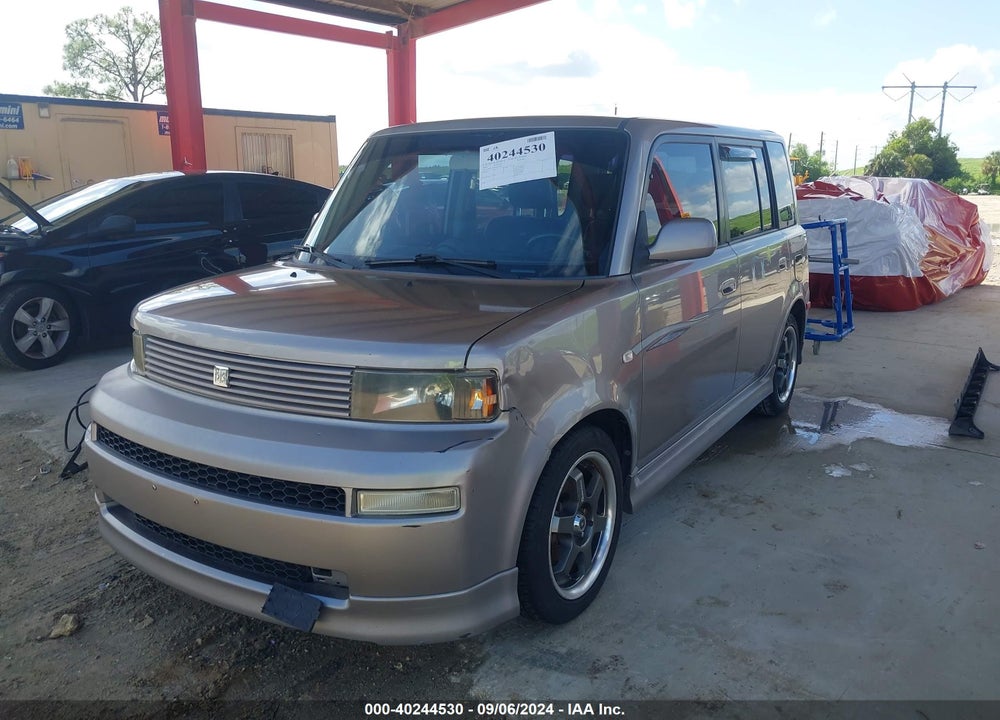2004 SCION XB VIN: JTLKT324X40152606
