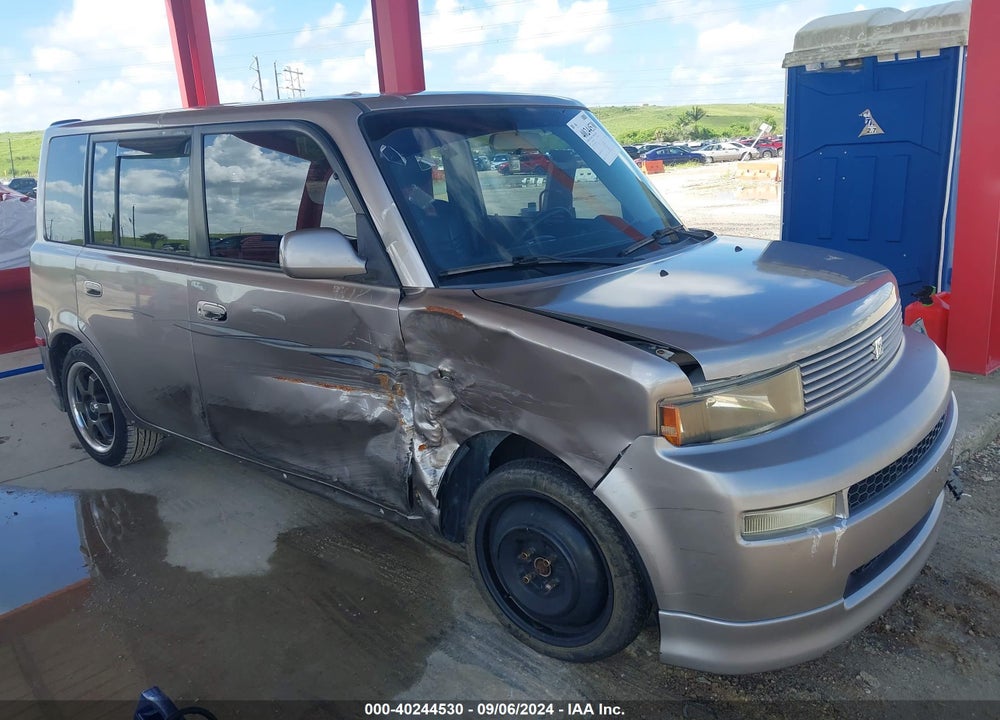 2004 SCION XB VIN: JTLKT324X40152606