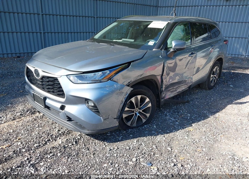 2020 TOYOTA HIGHLANDER XLE VIN: 5TDHZRBH5LS037529