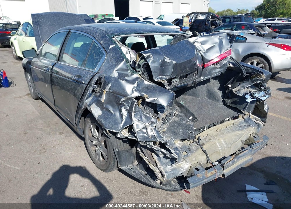 2011 HONDA ACCORD 2.4 LX-P VIN: 1HGCP2F45BA062099