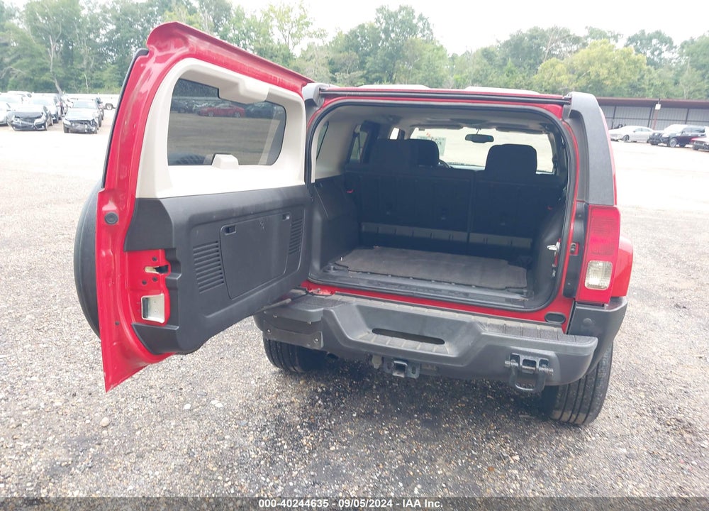 2010 HUMMER H3 SUV VIN: 5GTMNGEE9A8122285