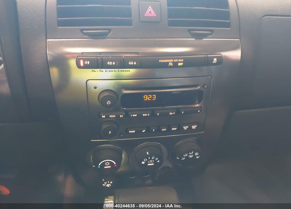 2010 HUMMER H3 SUV VIN: 5GTMNGEE9A8122285