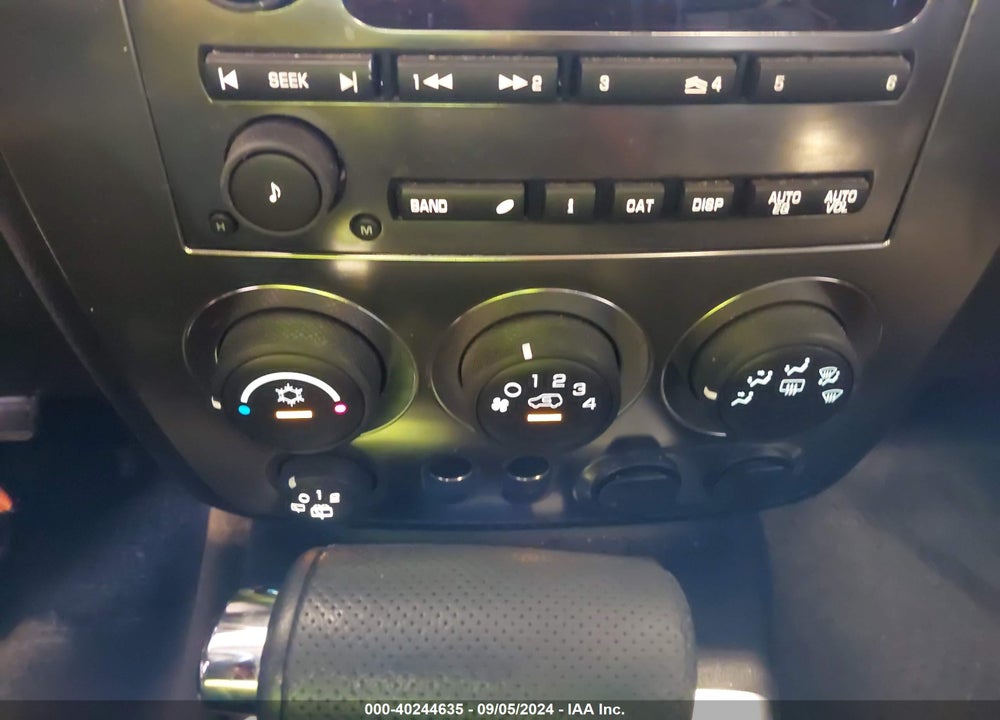 2010 HUMMER H3 SUV VIN: 5GTMNGEE9A8122285