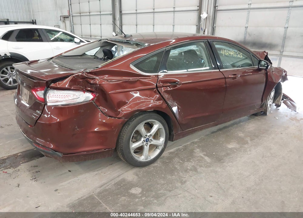 2015 FORD FUSION SE VIN: 3FA6P0H77FR114504