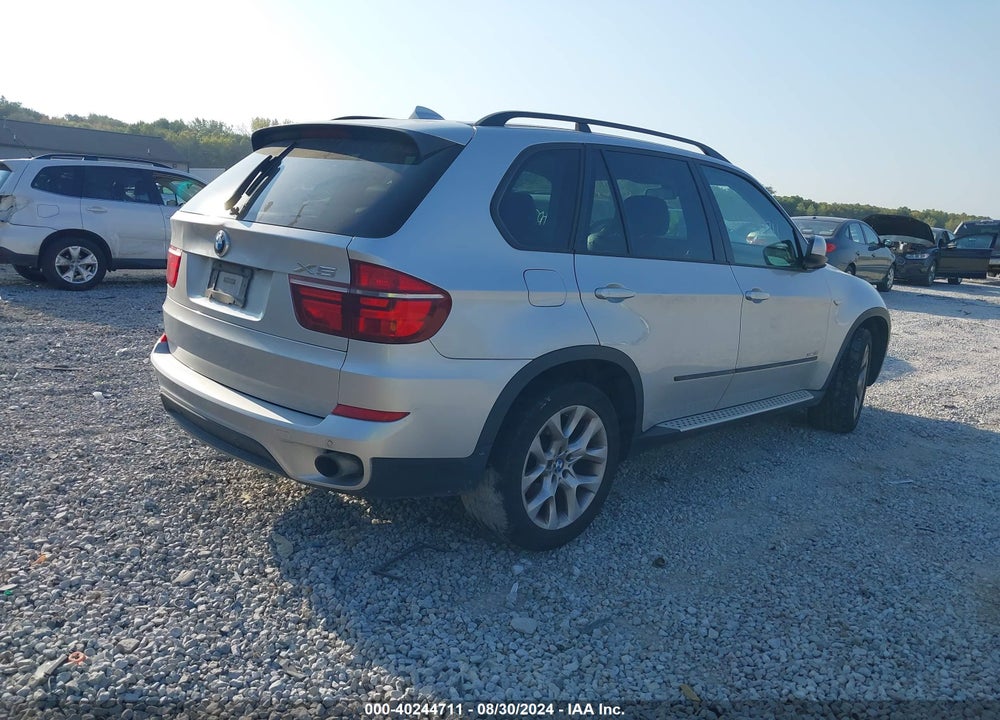 2013 BMW X5 XDRIVE35I/XDRIVE35I PREMIUM/XDRIVE35I SPORT ACTIVITY VIN: 5UXZV4C52D0B03578