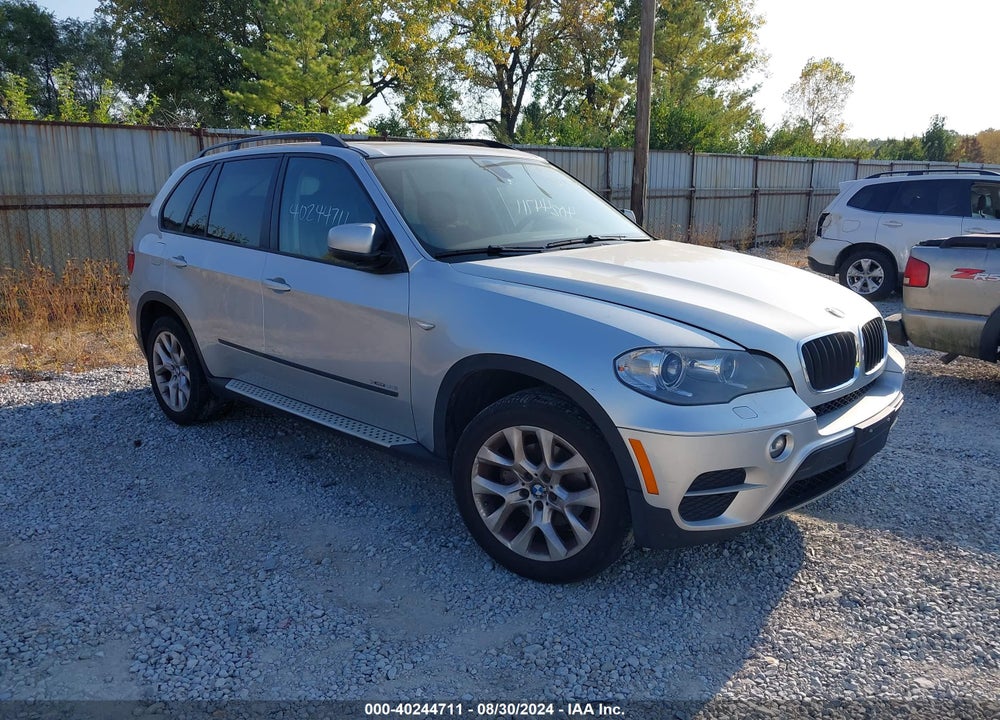 2013 BMW X5 XDRIVE35I/XDRIVE35I PREMIUM/XDRIVE35I SPORT ACTIVITY VIN: 5UXZV4C52D0B03578