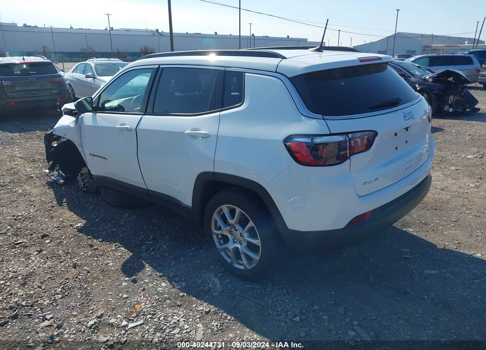 2022 JEEP COMPASS LATITUDE LUX 4X4 VIN: 3C4NJDFB7NT180915