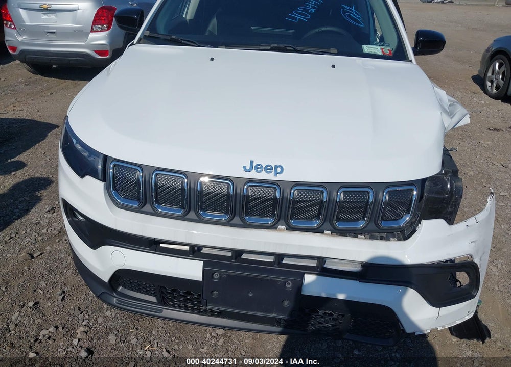 2022 JEEP COMPASS LATITUDE LUX 4X4 VIN: 3C4NJDFB7NT180915
