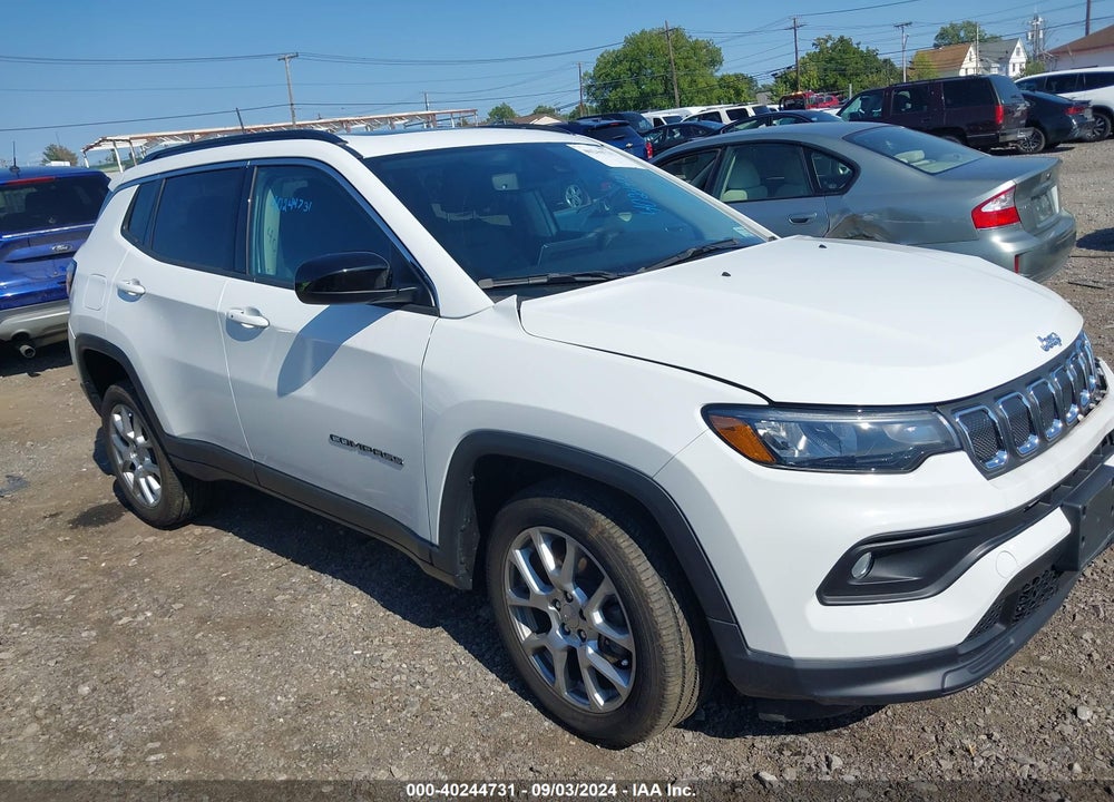 2022 JEEP COMPASS LATITUDE LUX 4X4 VIN: 3C4NJDFB7NT180915