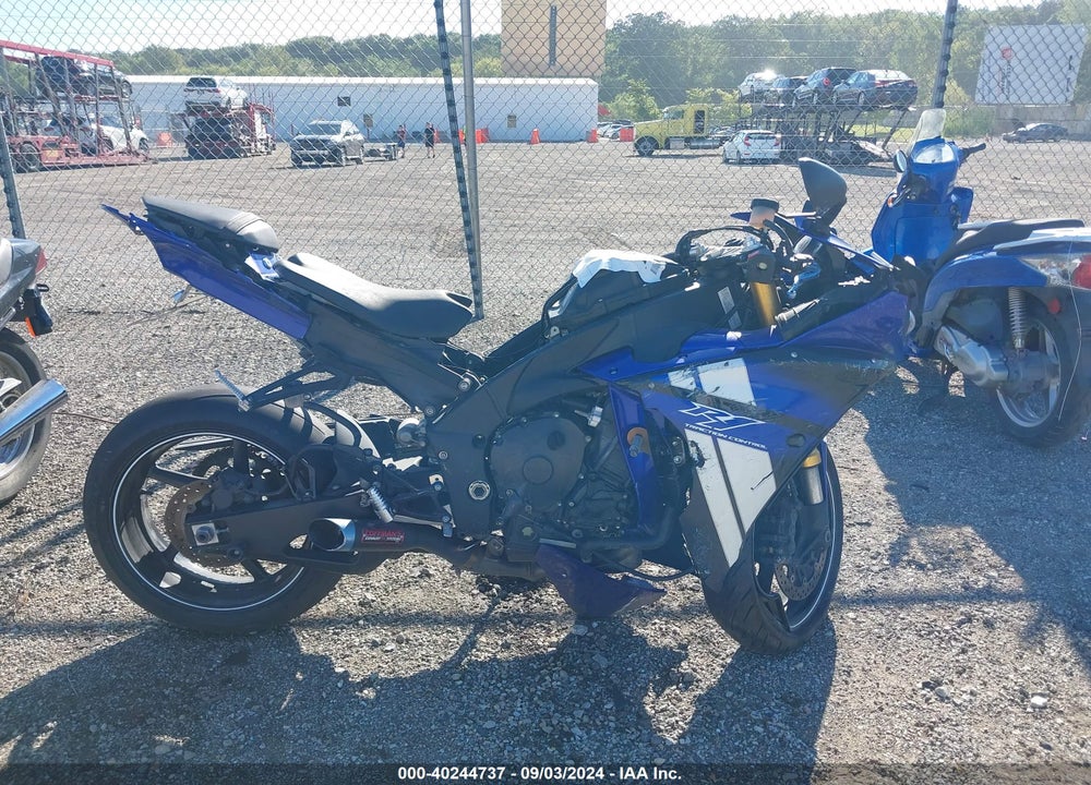 2012 YAMAHA YZFR1 C VIN: JYARN23Y7CA002795