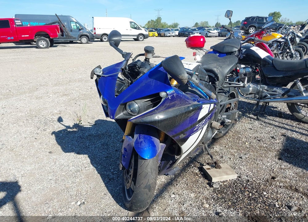 2012 YAMAHA YZFR1 C VIN: JYARN23Y7CA002795