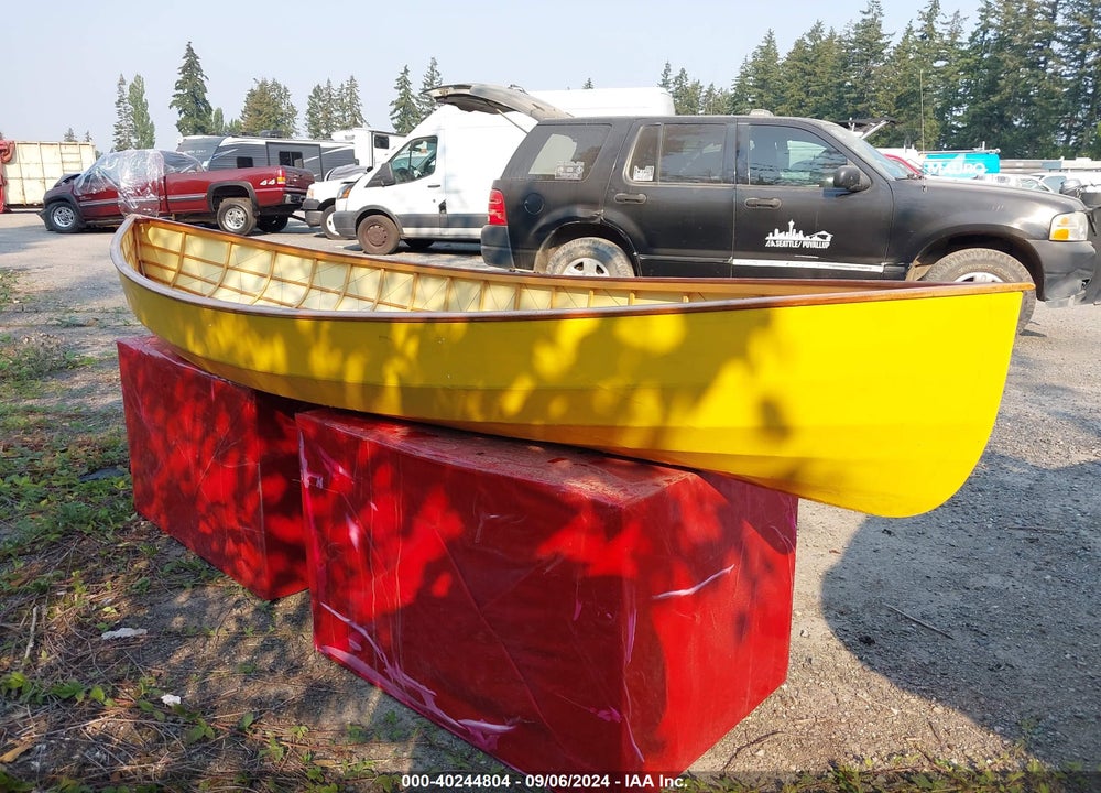 1996 HOMEMADE 12 FT CANOE VIN: 078812