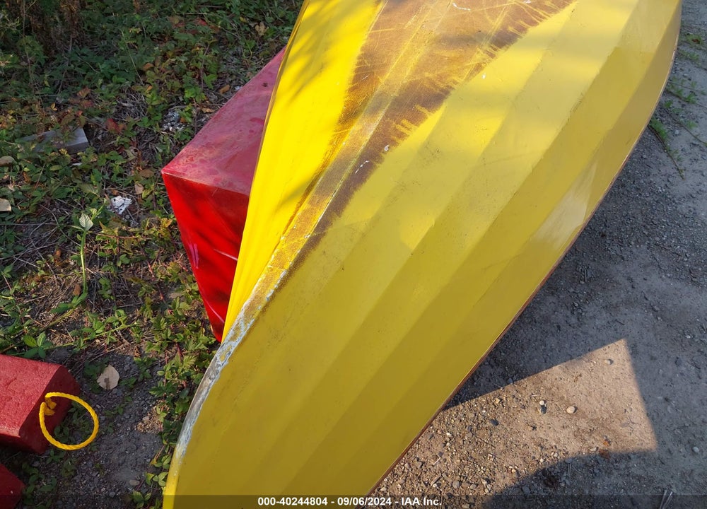 1996 HOMEMADE 12 FT CANOE VIN: 078812