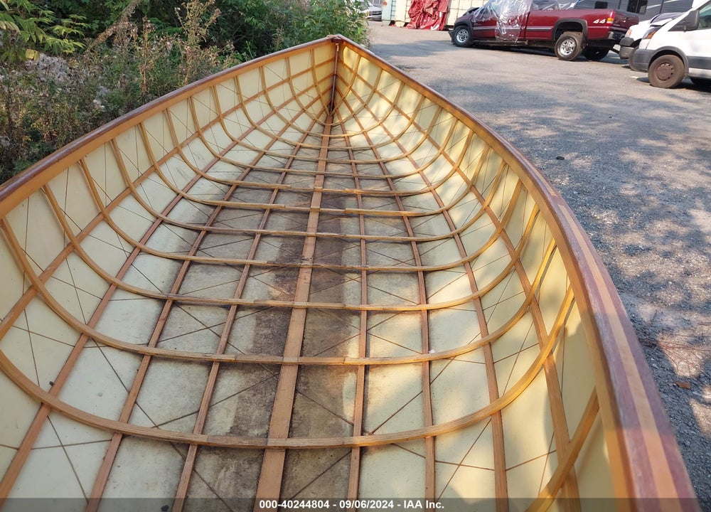 1996 HOMEMADE 12 FT CANOE VIN: 078812
