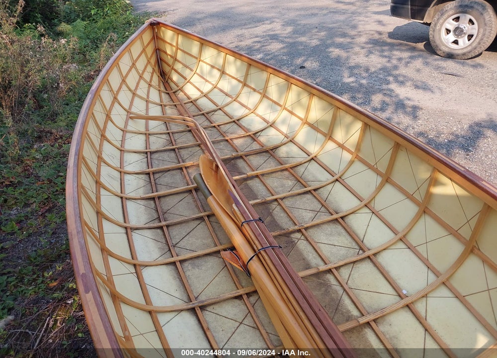 1996 HOMEMADE 12 FT CANOE VIN: 078812