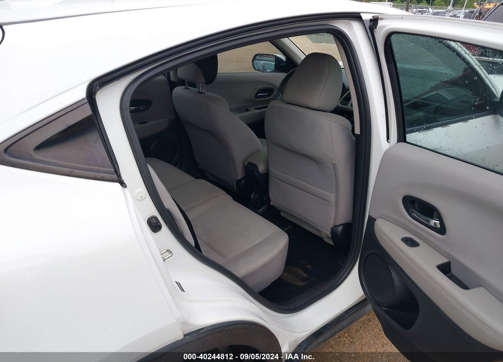 2016 HONDA HR-V LX VIN: 3CZRU5H31GM752850