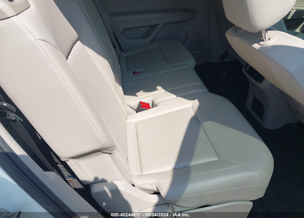 2019 VOLKSWAGEN ATLAS 3.6L V6 SE W/TECHNOLOGY VIN: 1V2UR2CA2KC504475
