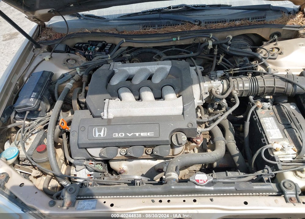 2001 HONDA ACCORD 3.0 EX VIN: 1HGCG16511A081654