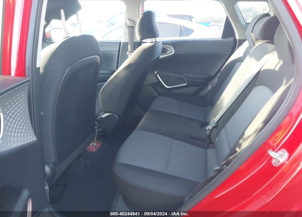 2022 KIA SOUL LX VIN: KNDJ23AU7N7158299