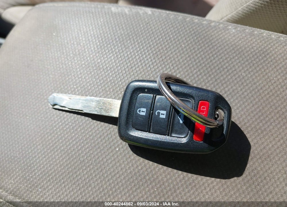 2015 HONDA CIVIC LX VIN: 19XFB2F57FE268112