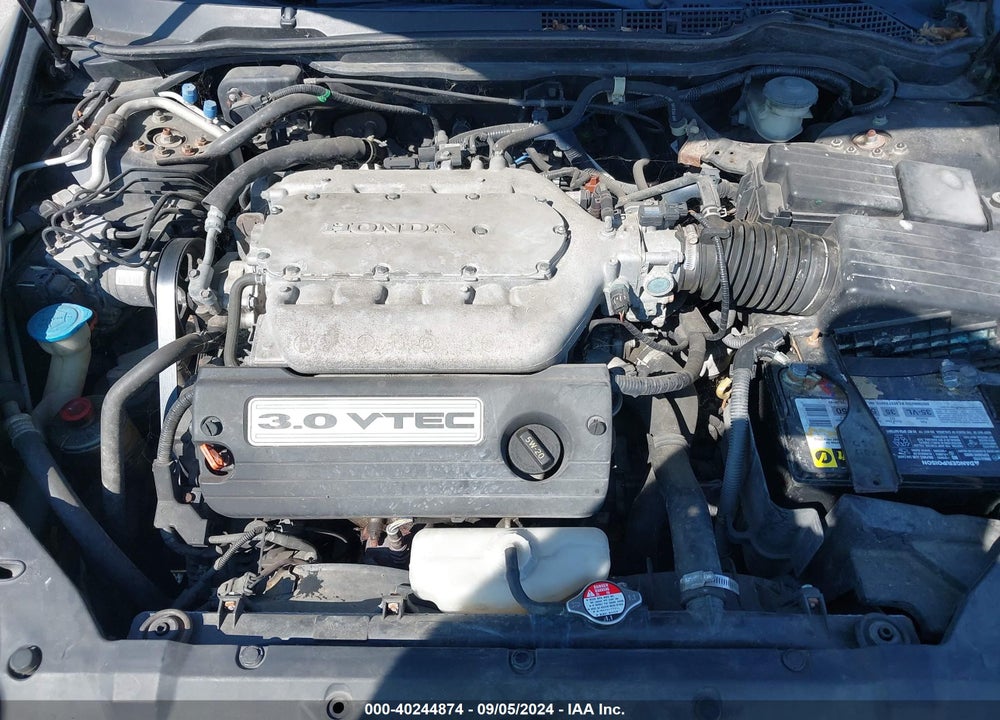 2004 HONDA ACCORD 3.0 EX VIN: 1HGCM66504A098519