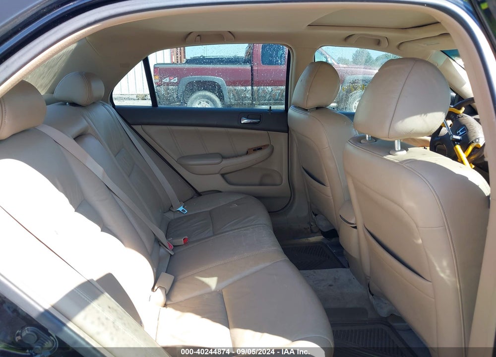 2004 HONDA ACCORD 3.0 EX VIN: 1HGCM66504A098519