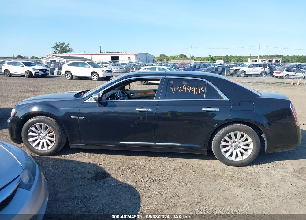2013 CHRYSLER 300 MOTOWN VIN: 2C3CCAAG2DH509311