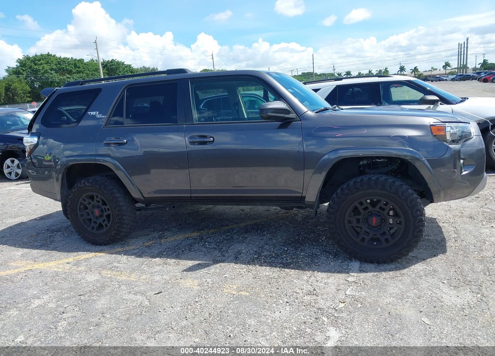 2019 TOYOTA 4RUNNER TRD OFF ROAD VIN: JTEBU5JR3K5678928