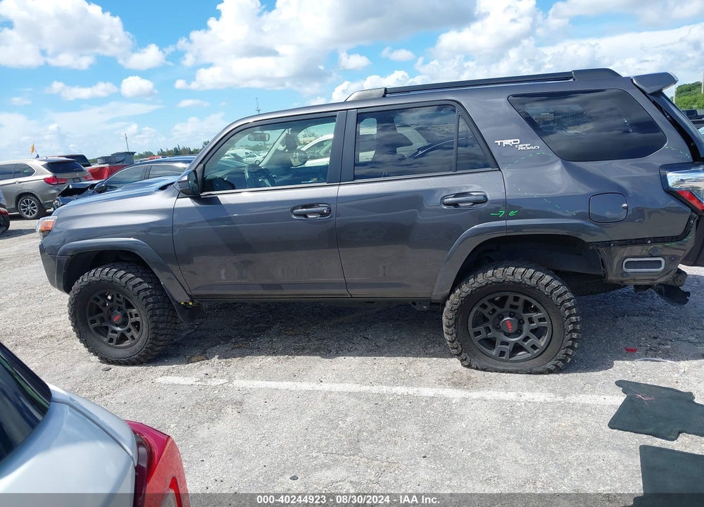 2019 TOYOTA 4RUNNER TRD OFF ROAD VIN: JTEBU5JR3K5678928