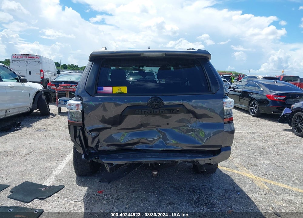 2019 TOYOTA 4RUNNER TRD OFF ROAD VIN: JTEBU5JR3K5678928